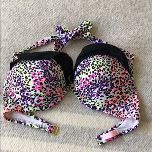 Victoria’s Secret bikini top